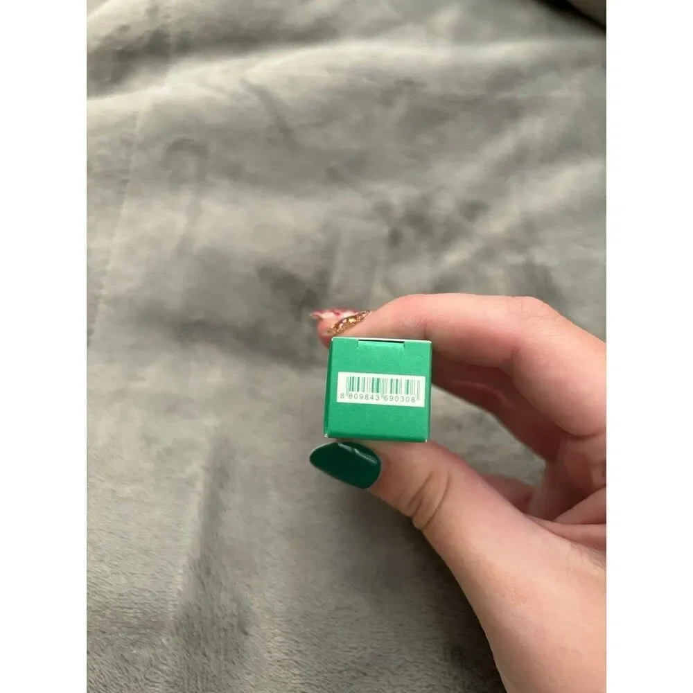 Innisfree retinol serum - Picture 3 of 3